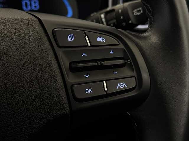 Hyundai i10 1.0 Premium 5dr Auto [Nav]