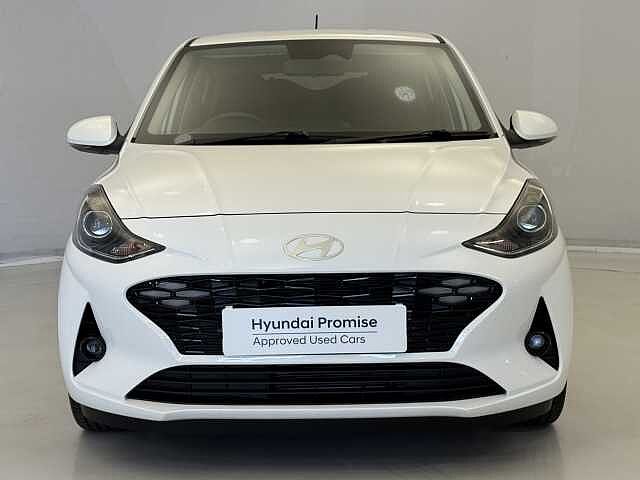 Hyundai i10 1.0 Premium 5dr Auto [Nav]