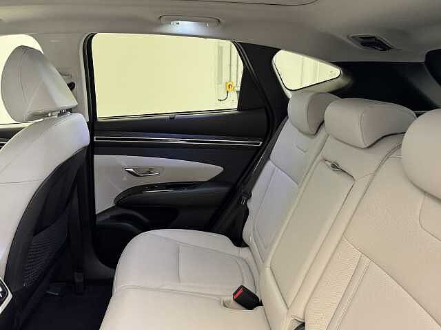 Hyundai TUCSON 1.6 TGDi Plug-in Hybrid Ultimate 5dr 4WD Auto Black
