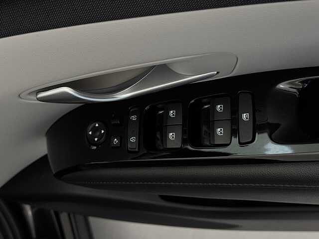 Hyundai TUCSON 1.6 TGDi Plug-in Hybrid Ultimate 5dr 4WD Auto Black