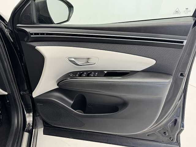 Hyundai TUCSON 1.6 TGDi Plug-in Hybrid Ultimate 5dr 4WD Auto Black