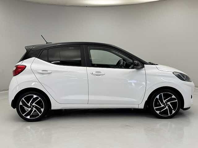 Hyundai i10 1.2 MPi Premium 5dr [Tech Pack]