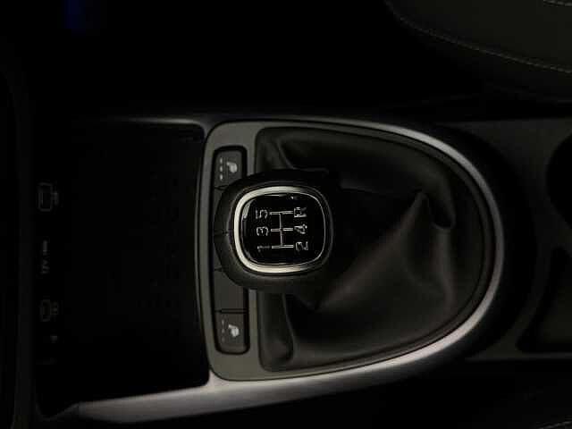 Hyundai i10 1.2 Premium 5dr