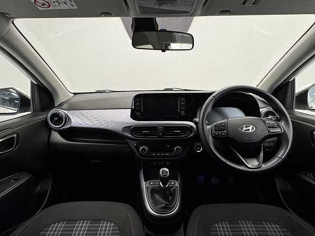 Hyundai i10 1.2 Premium 5dr