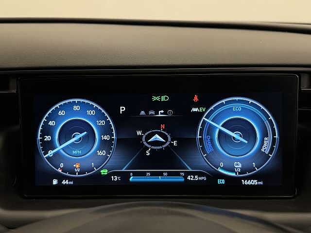 Hyundai TUCSON 1.6 TGDi Hybrid 230 N Line 5dr 2WD Auto White