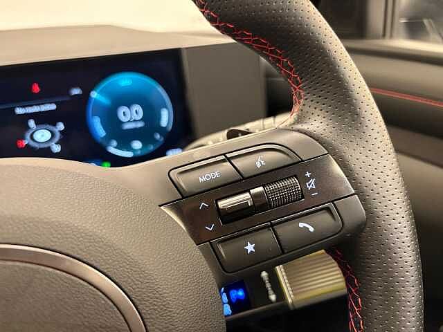 Hyundai TUCSON 1.6T 239 Hybrid N Line S 5dr Auto White