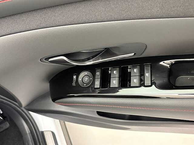 Hyundai TUCSON 1.6T 239 Hybrid N Line S 5dr Auto White