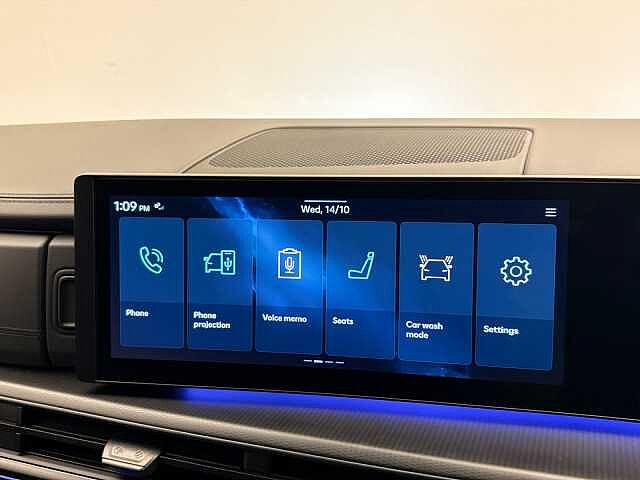 Hyundai SANTA FE 1.6 TGDi Hybrid Calligraphy 5dr 4WD Auto [6 Seats] Black