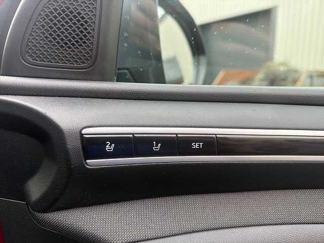 Hyundai Tucson 1.6 TGDi Hybrid 230 Ultimate 5dr 2WD Auto