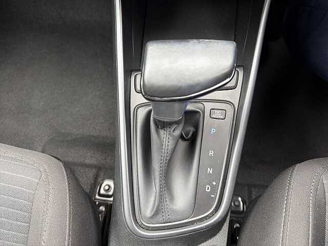 Hyundai I20 1.0T GDi 48V MHD SE Connect 5dr DCT Black