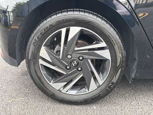 Hyundai I20 1.0T GDi 48V MHD SE Connect 5dr DCT Black