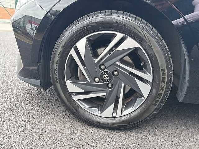 Hyundai I20 1.0T GDi 48V MHD SE Connect 5dr DCT Black
