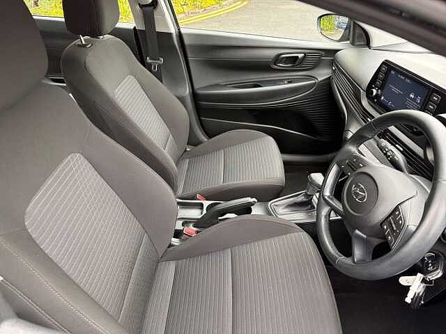 Hyundai I20 1.0T GDi 48V MHD SE Connect 5dr DCT Black