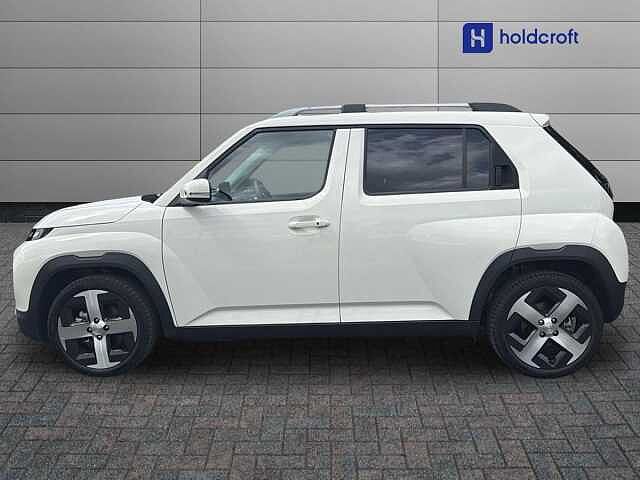 Hyundai INSTER 85kW 02 49kWh 5dr Auto Beige