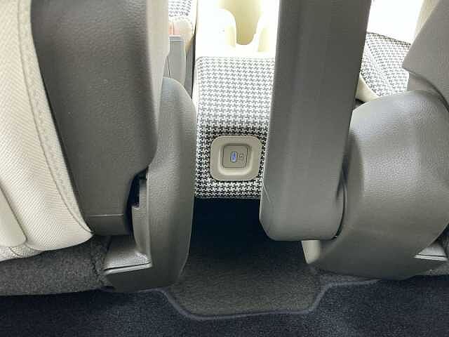 Hyundai INSTER 85kW 02 49kWh 5dr Auto Green