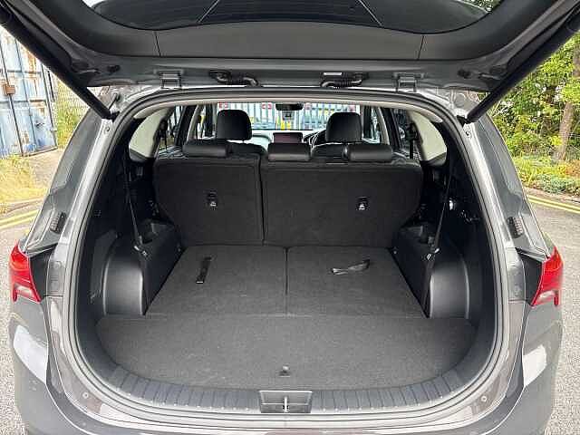 Hyundai Santa Fe 1.6 TGDi Hybrid Ultimate 5dr 4WD Auto