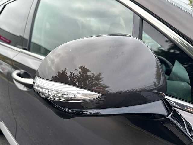 Hyundai Santa Fe 1.6 TGDi Hybrid Ultimate 5dr 4WD Auto