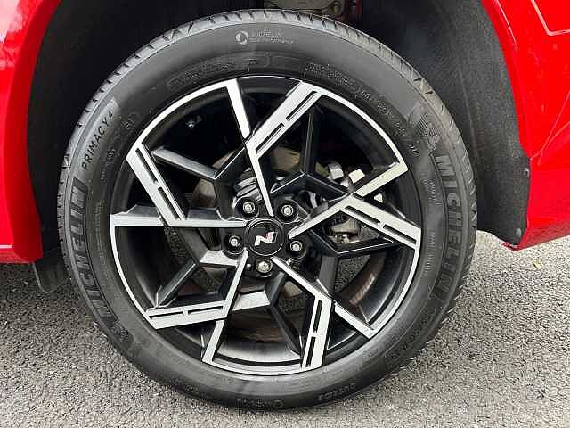Hyundai TUCSON 1.6T 239 Hybrid N Line 5dr Auto Red