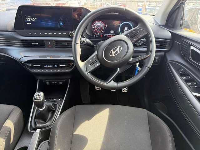 Hyundai BAYON 1.0 T-GDi Premium SUV 5dr Petrol Manual Euro 6 (s/s) (100 ps)
