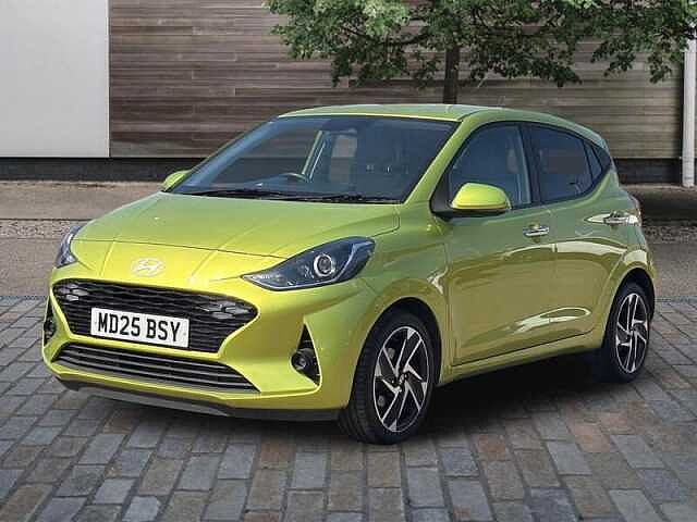 Hyundai i10 1.0 Premium Hatchback 5dr Petrol Auto Euro 6 (s/s) (63 ps)