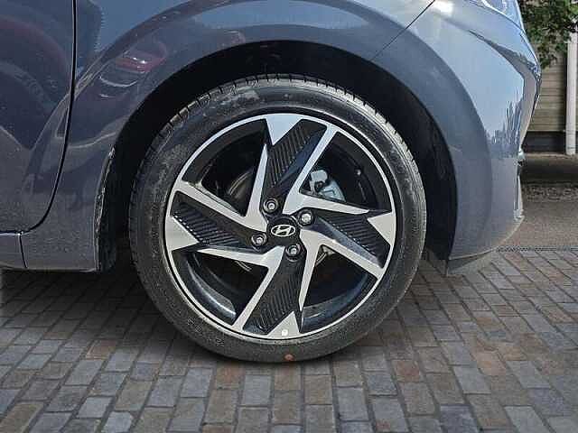 Hyundai i10 1.2 Premium 5dr Automatic