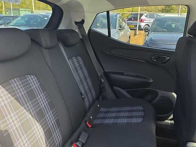 Hyundai i10 1.2 Premium 5dr Automatic