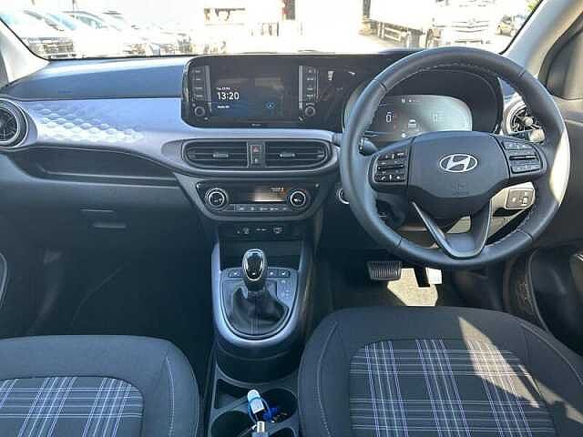 Hyundai i10 1.2 Premium 5dr Automatic