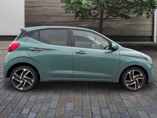 Hyundai I10 1.0 Premium Hatchback 5dr Petrol Auto Euro 6 (s/s) (67 ps) Green