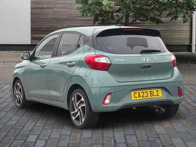 Hyundai I10 1.0 Premium Hatchback 5dr Petrol Auto Euro 6 (s/s) (67 ps) Green