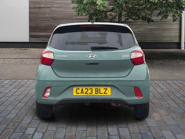Hyundai I10 1.0 Premium Hatchback 5dr Petrol Auto Euro 6 (s/s) (67 ps) Green