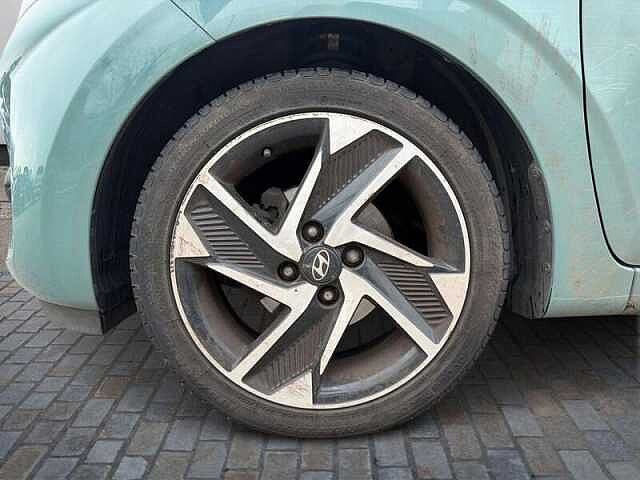 Hyundai I10 1.0 Premium Hatchback 5dr Petrol Auto Euro 6 (s/s) (67 ps) Green