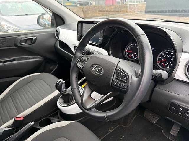 Hyundai I10 1.0 Premium Hatchback 5dr Petrol Auto Euro 6 (s/s) (67 ps) Green