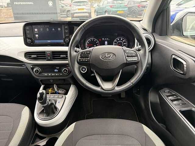 Hyundai I10 1.0 Premium Hatchback 5dr Petrol Auto Euro 6 (s/s) (67 ps) Green