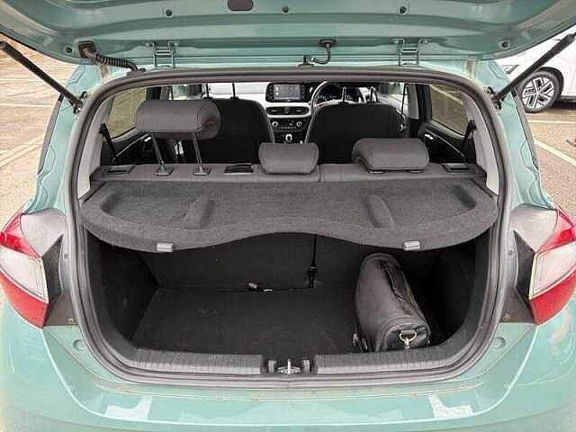 Hyundai I10 1.0 Premium Hatchback 5dr Petrol Auto Euro 6 (s/s) (67 ps) Green