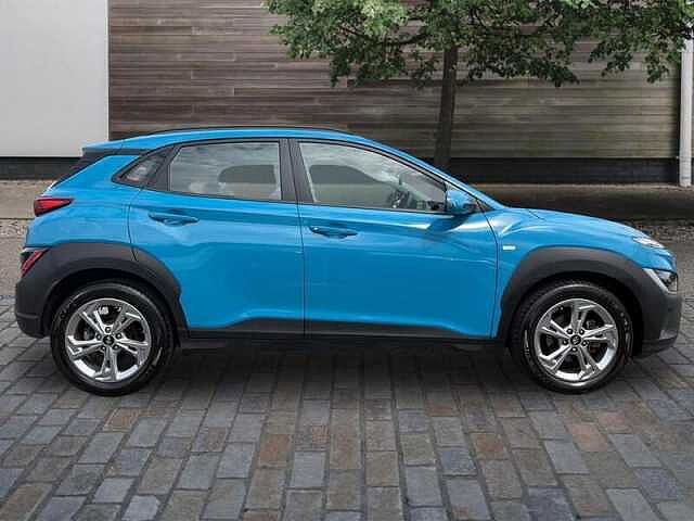 Hyundai KONA 1.0 T-GDi MHEV SE Connect SUV 5dr Petrol Hybrid Manual Euro 6 (s/s) (120 ps) Blue