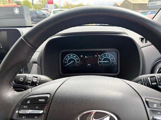 Hyundai KONA 1.0 T-GDi MHEV SE Connect SUV 5dr Petrol Hybrid Manual Euro 6 (s/s) (120 ps) Blue