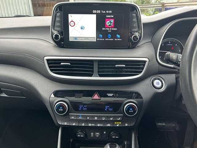 Hyundai TUCSON 1.6 CRDi MHEV Premium SE SUV 5dr Diesel Hybrid DCT Euro 6 (s/s) (136 ps) Grey