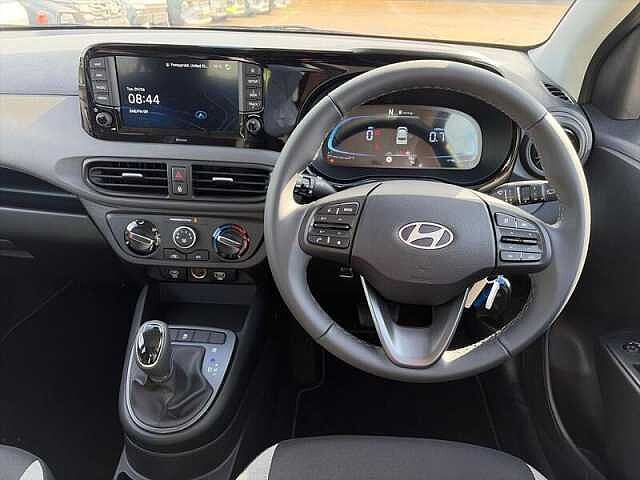 Hyundai i10 1.0 Advance 5dr Automatic