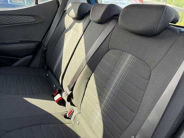 Hyundai i10 1.0 Advance 5dr Automatic