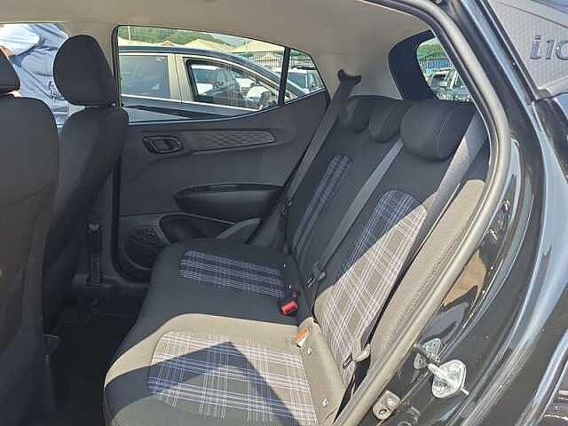 Hyundai i10 1.2 Premium 5dr Automatic