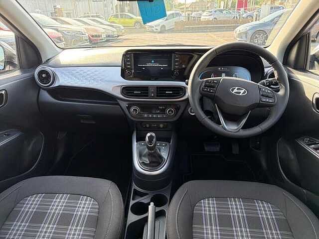 Hyundai i10 1.2 Premium 5dr Automatic