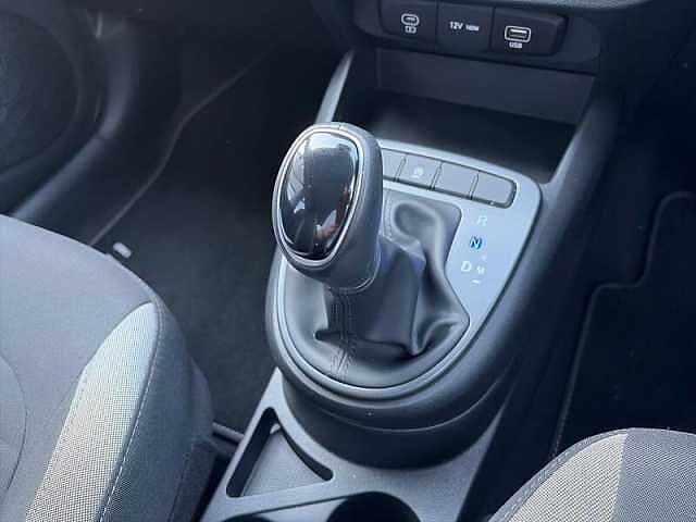 Hyundai I10 1.0 Advance 5dr Automatic Green