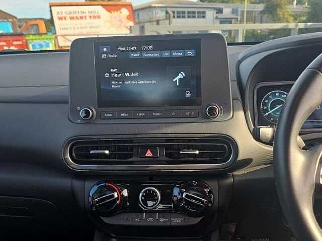 Hyundai KONA 1.0T-GDi Mild Hybrid SE Connect 5dr