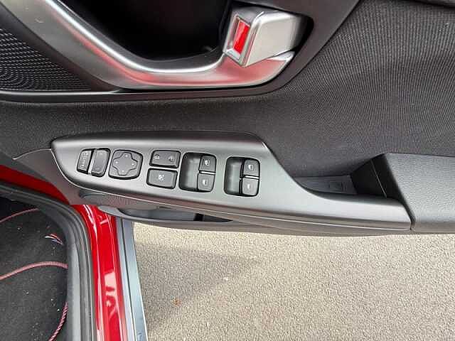 Hyundai KONA 1.0 T-GDi MHEV Premium SUV 5dr Petrol Hybrid Manual Euro 6 (s/s) (120 ps) Red