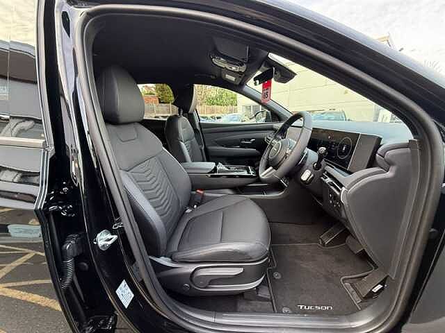 Hyundai TUCSON 1.6T Hybrid 239ps Black Line AU