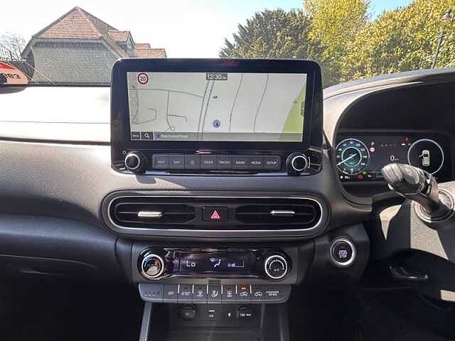 Hyundai KONA 1.6 h-GDi Ultimate SUV 5dr Petrol Hybrid DCT Euro 6 (s/s) (141 ps) Black