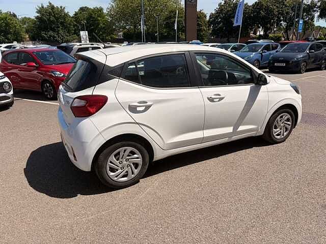 Hyundai i10 1.0 SE Hatchback 5dr Petrol Manual Euro 6 (s/s) (67 ps)