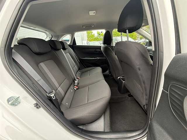 Hyundai I20 1.0 T-GDi Advance Hatchback 5dr Petrol DCT Euro 6 (s/s) (100 ps) White