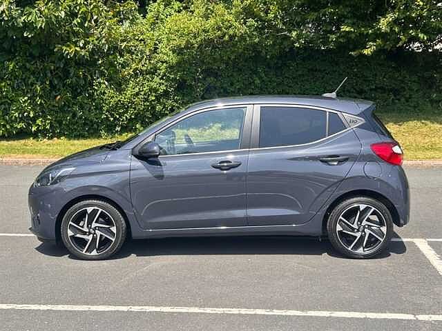 Hyundai I10 1.2 Premium Hatchback 5dr Petrol Manual Euro 6 (s/s) (84 ps) Grey