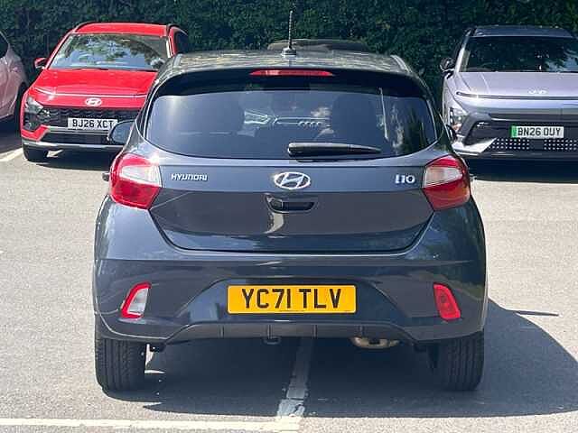 Hyundai I10 1.2 Premium Hatchback 5dr Petrol Manual Euro 6 (s/s) (84 ps) Grey